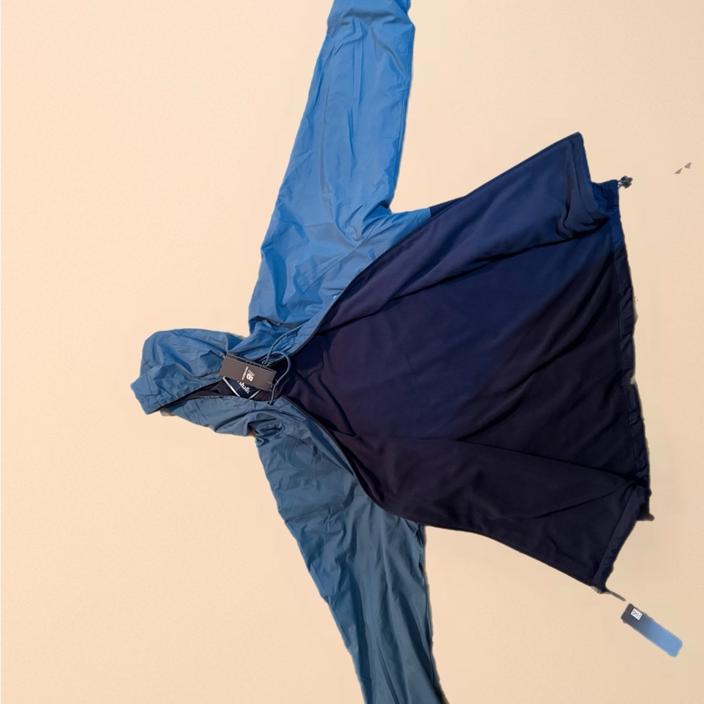 New Balance Two-Tone Blue Lightweight Hooded Jacket - Picture 2 of 4